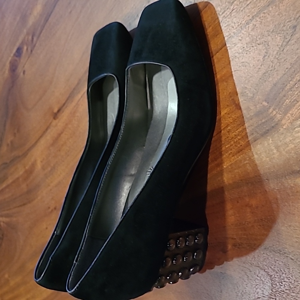 Nina Black Suede Studded 2.5" Block heels square toe 8M